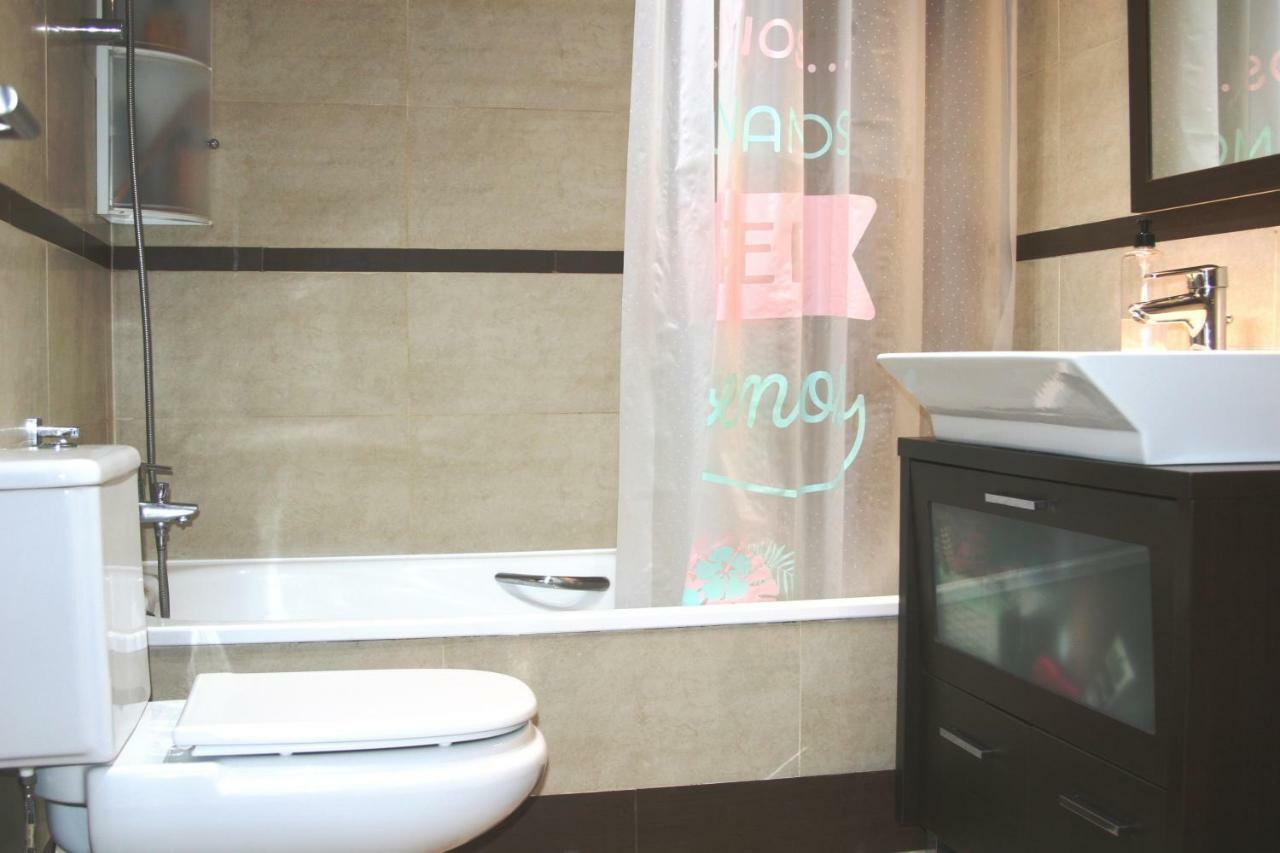 Apartamento Malaga Centro Y Playa-Parking Εξωτερικό φωτογραφία